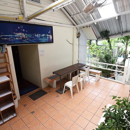 October Hostel Phiphi-szigetek Kültér fotó