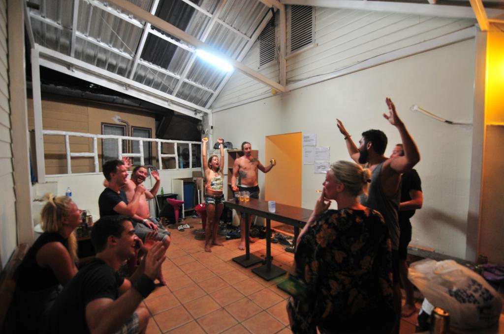 October Hostel Phiphi-szigetek Kültér fotó