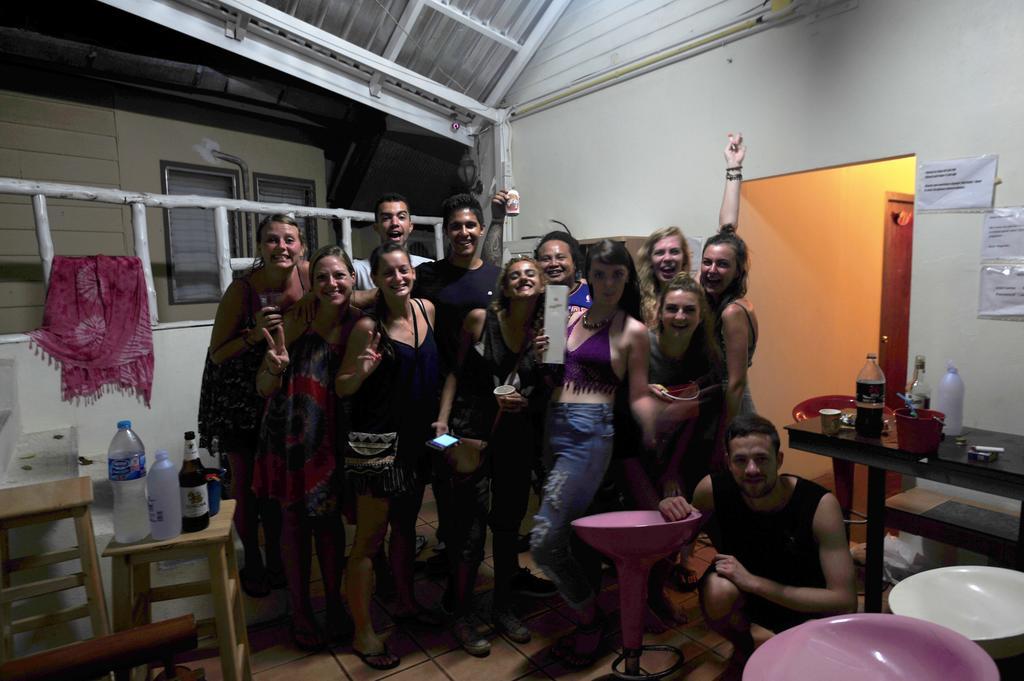 October Hostel Phiphi-szigetek Kültér fotó