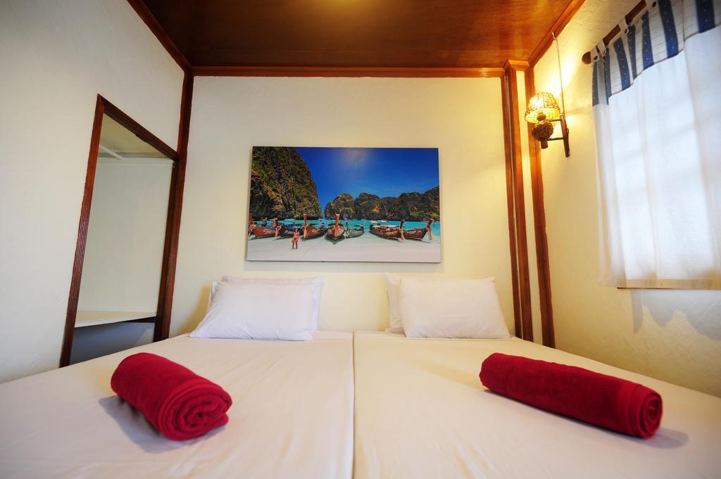 October Hostel Phiphi-szigetek Kültér fotó