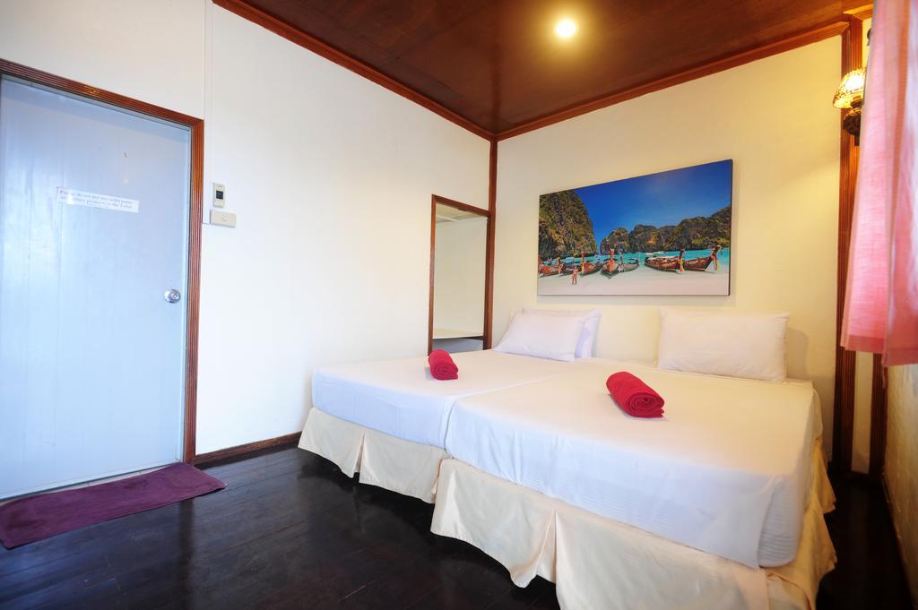 October Hostel Phiphi-szigetek Kültér fotó