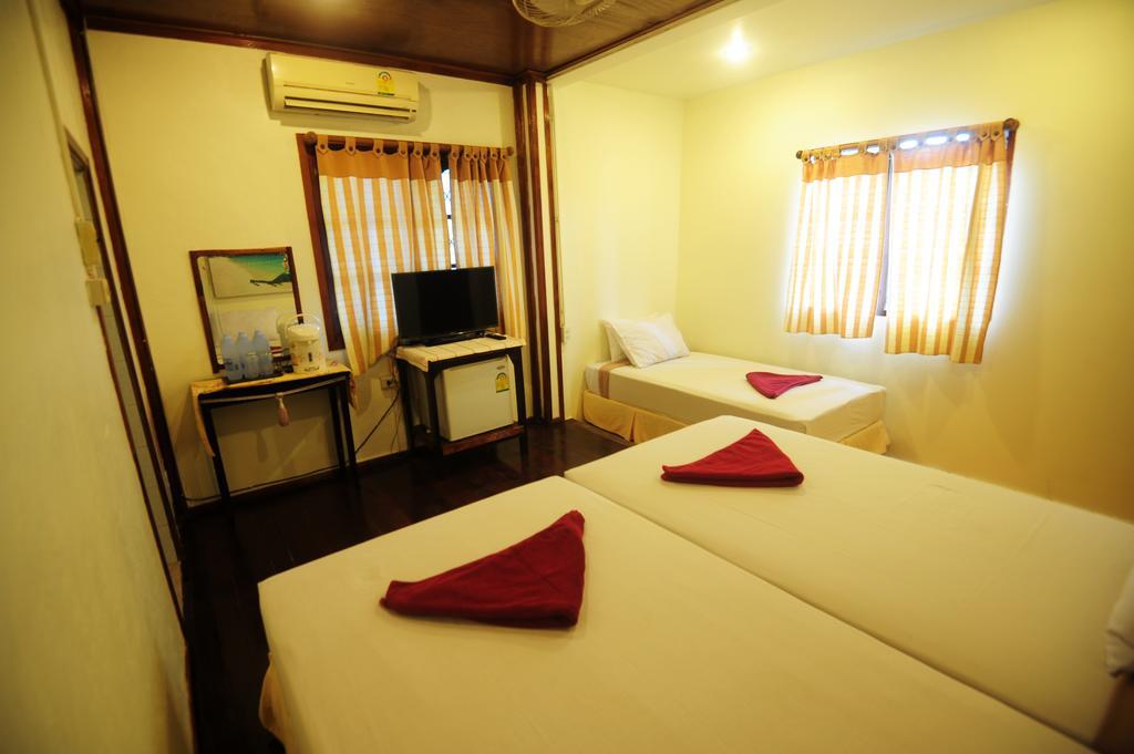October Hostel Phiphi-szigetek Kültér fotó