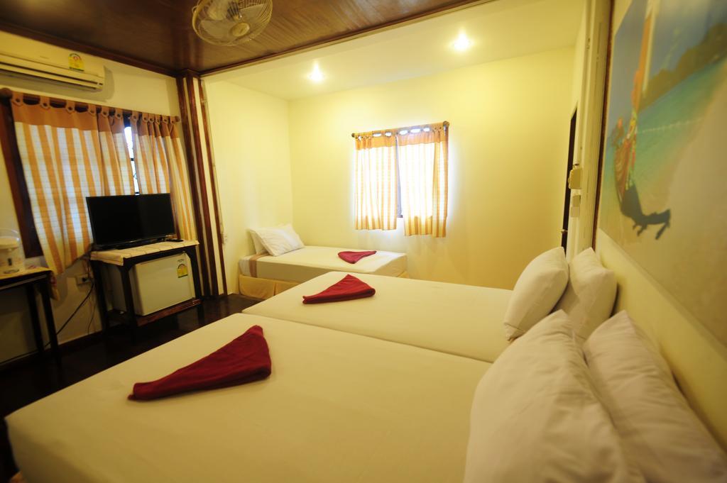 October Hostel Phiphi-szigetek Kültér fotó